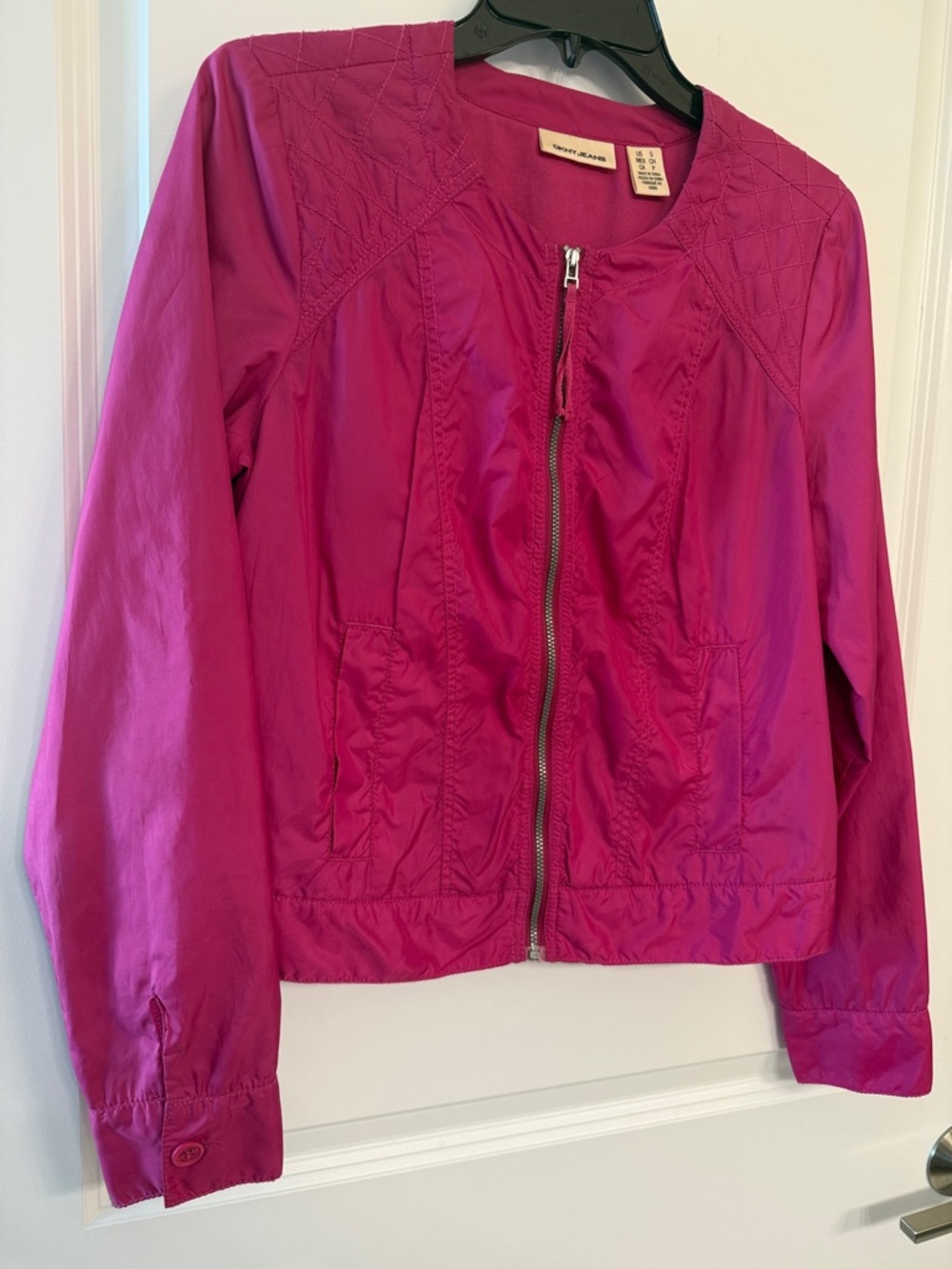 DKNY Fuchsia Zip-Front Bomber style zip front jacket. Polyester. size SMALL - Picture 3 of 6